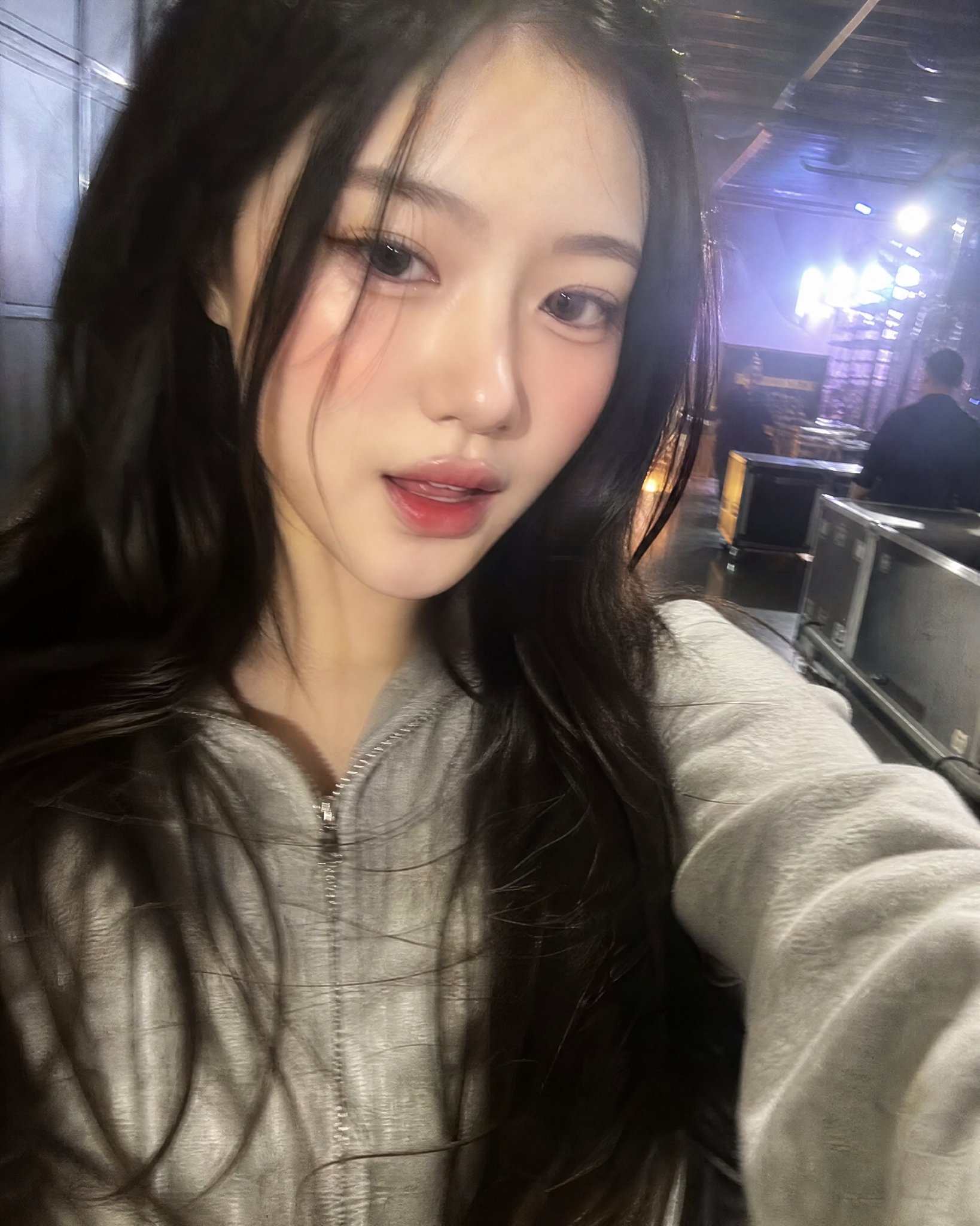 Candid Backstage Selfie with Tired Smile thumbnail 4