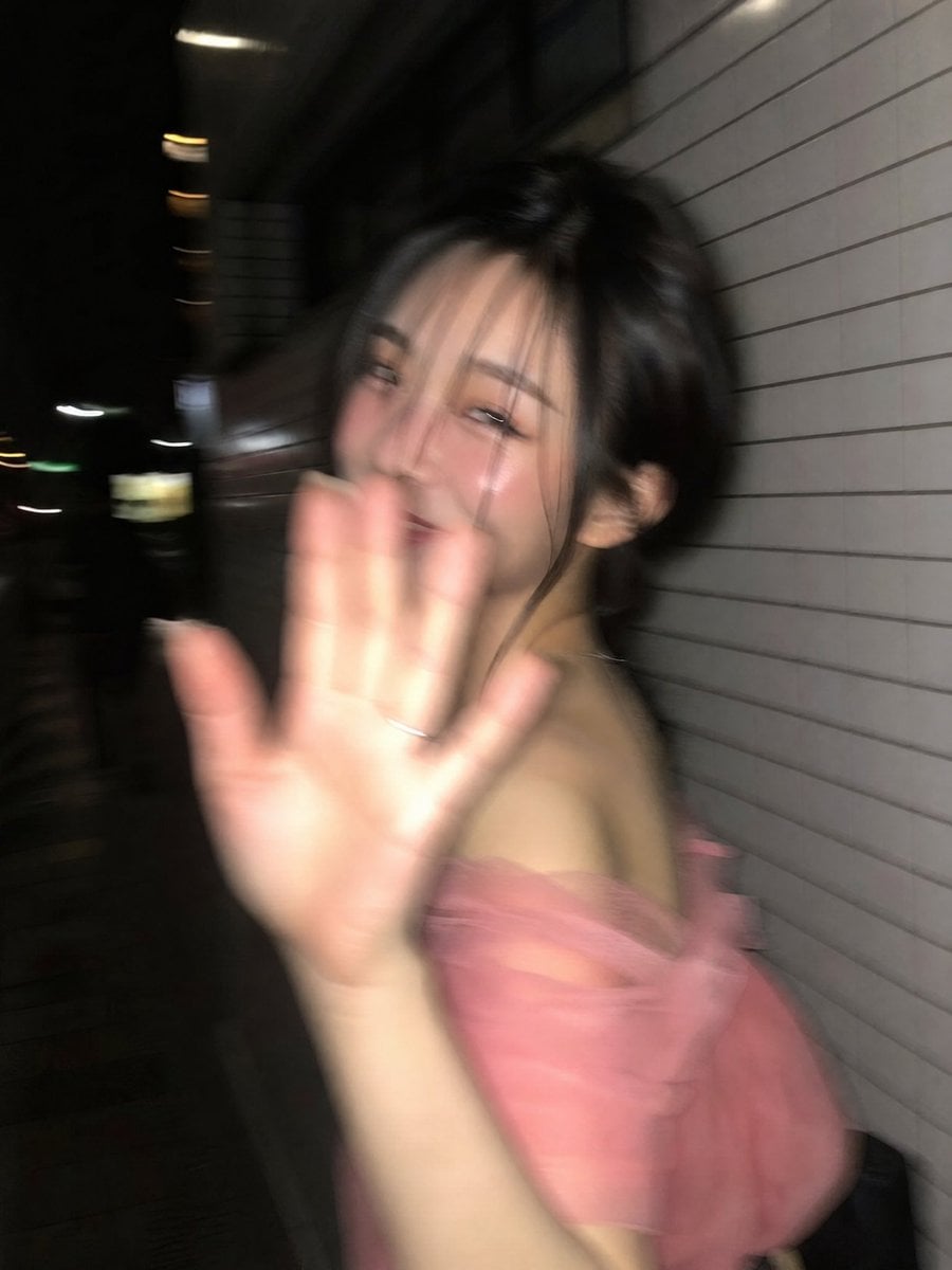 Candid Nighttime Tokyo Snapshot of Surprised Woman thumbnail 4